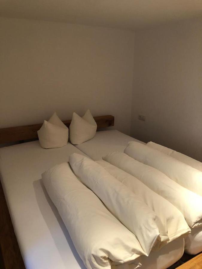 Haus Oberdorf Apartment Zams Bagian luar foto